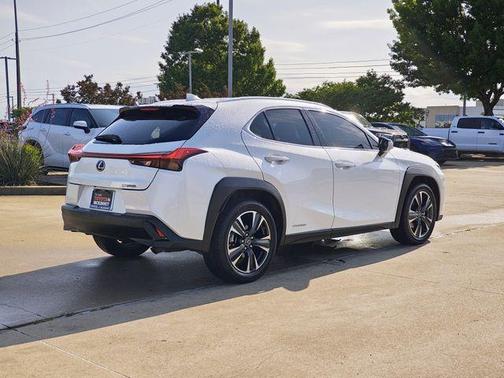 2020 Lexus UX 250h Base