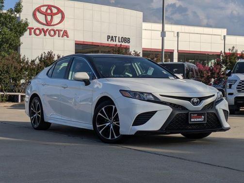 2019 Toyota Camry SE