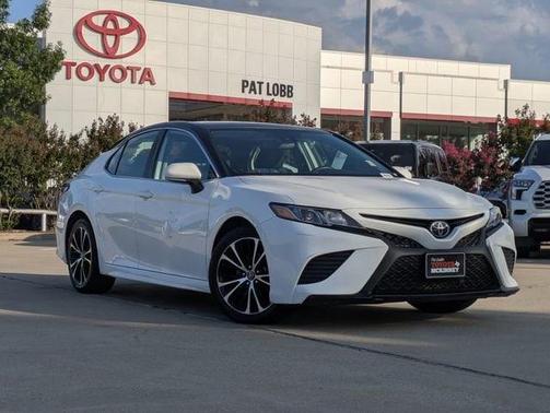 2019 Toyota Camry SE