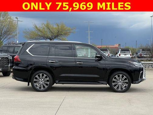 2021 Lexus LX 570 Two-Row