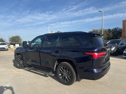 2023 Toyota Sequoia Platinum