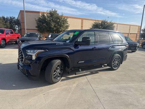2023 Toyota Sequoia Platinum