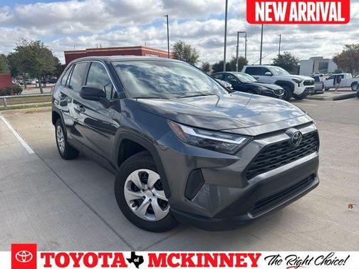 2023 Toyota RAV4 LE