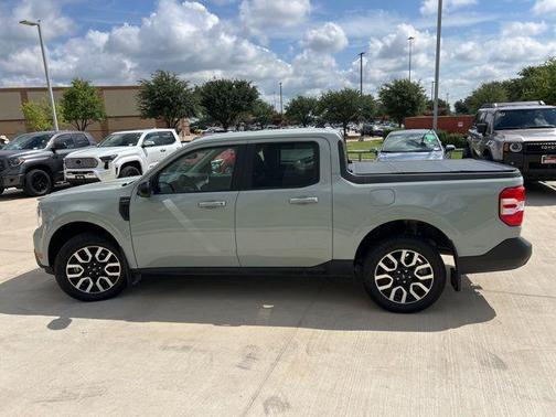 CACTUS GRAY 2024 Ford Maverick Lariat