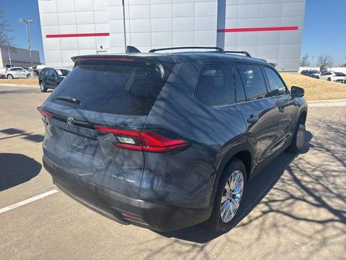 2024 Toyota Grand Highlander Platinum