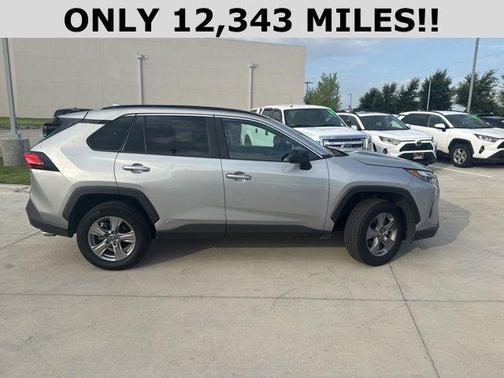 2024 Toyota RAV4 Hybrid LE