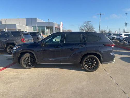 2024 Toyota Highlander XSE