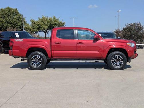 2019 Toyota Tacoma SR