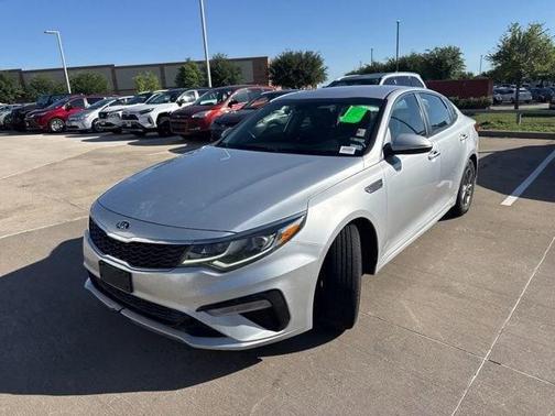 2020 Kia Optima LX