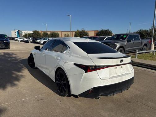 2022 Lexus IS 350 Base