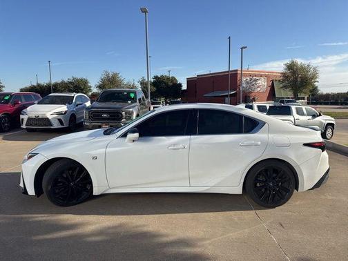 2022 Lexus IS 350 Base