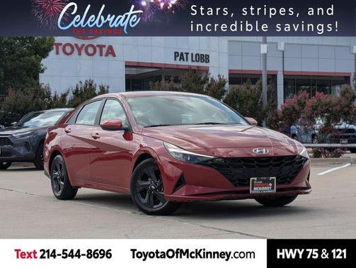 2022 Hyundai ELANTRA SEL