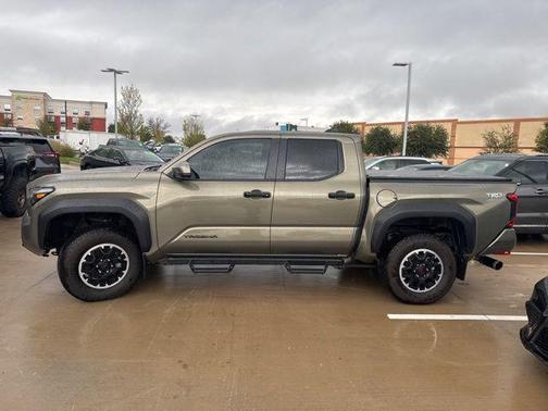 2024 Toyota Tacoma TRD Off Road