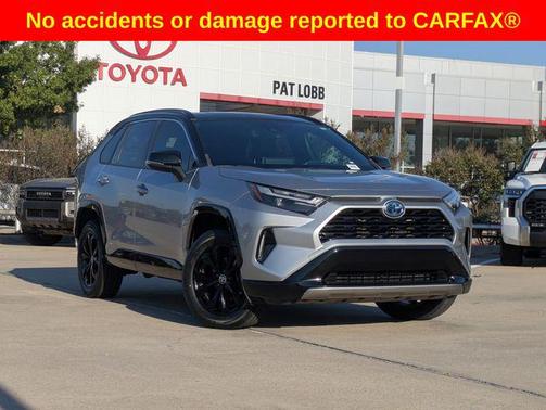 2022 Toyota RAV4 Hybrid SE