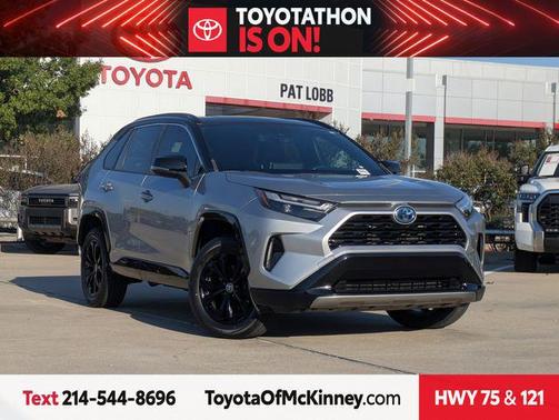 2022 Toyota RAV4 Hybrid SE