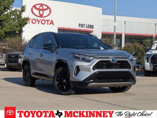 2022 Toyota RAV4 Hybrid SE
