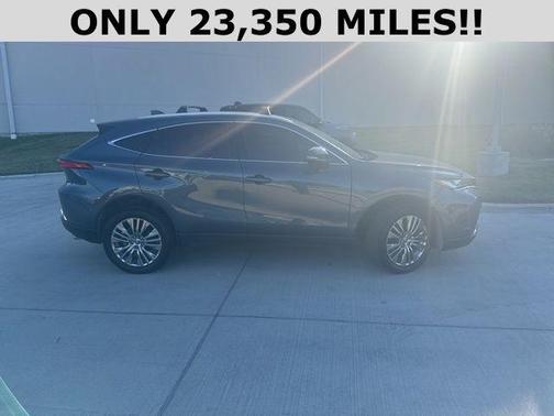 2023 Toyota Venza XLE