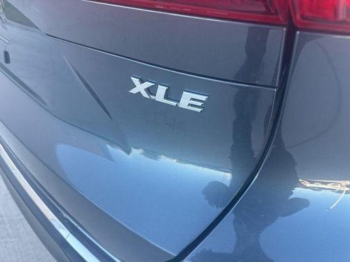 2023 Toyota Venza XLE