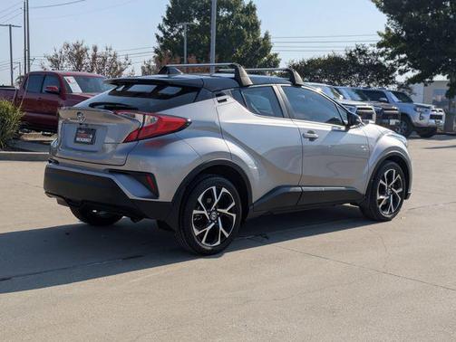 2020 Toyota C-HR XLE