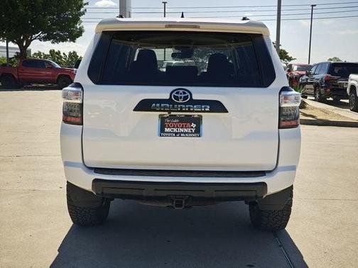 2022 Toyota 4Runner TRD Off Road
