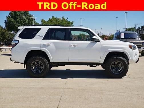 2022 Toyota 4Runner TRD Off Road