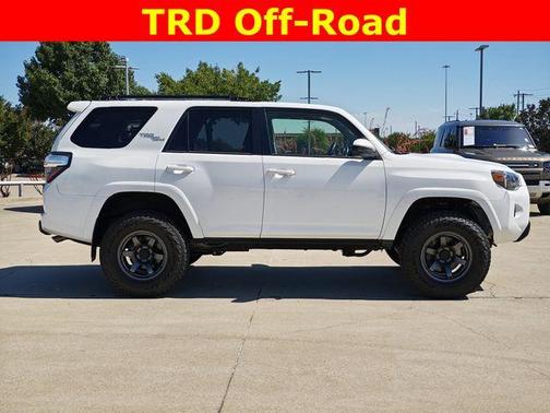 2022 Toyota 4Runner TRD Off Road
