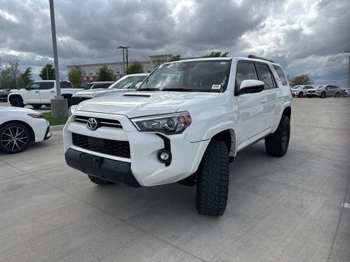 2022 Toyota 4Runner TRD Off Road