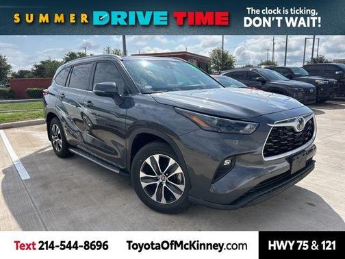 2022 Toyota Highlander XLE