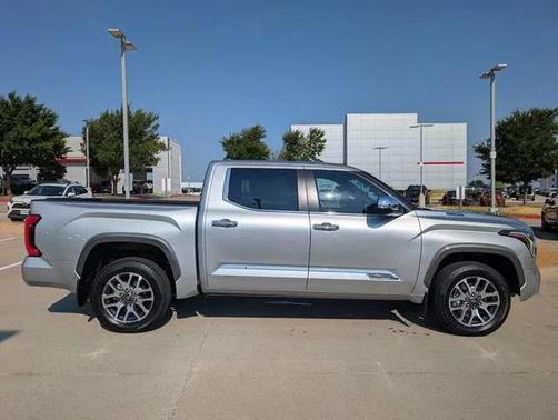 2025 Toyota Tundra Hybrid 1794 Edition