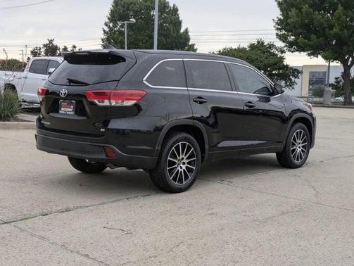 2018 Toyota Highlander SE