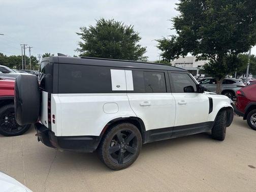 2023 Land Rover Defender X-Dynamic SE