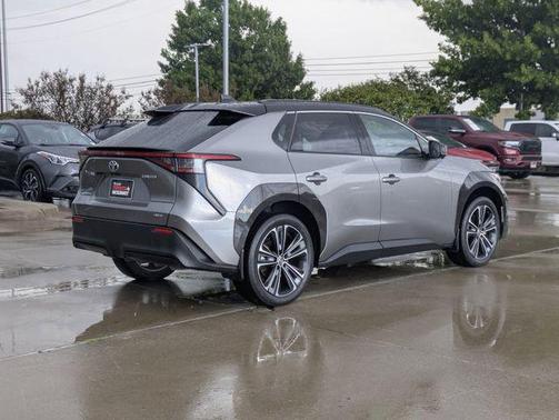 2023 Toyota bZ4X Limited