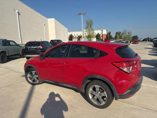 2017 Honda HR-V LX