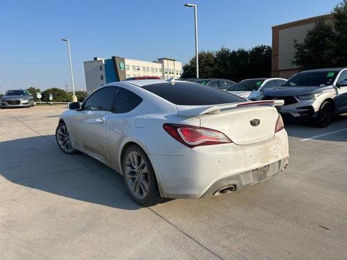 2016 Hyundai Genesis Coupe 3.8 Ultimate