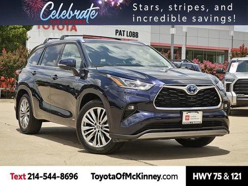2023 Toyota Highlander Hybrid Platinum
