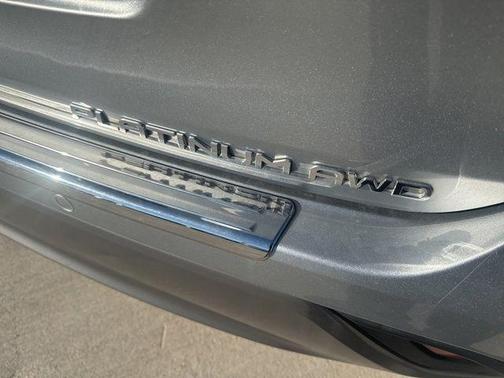 2024 Toyota Highlander Platinum