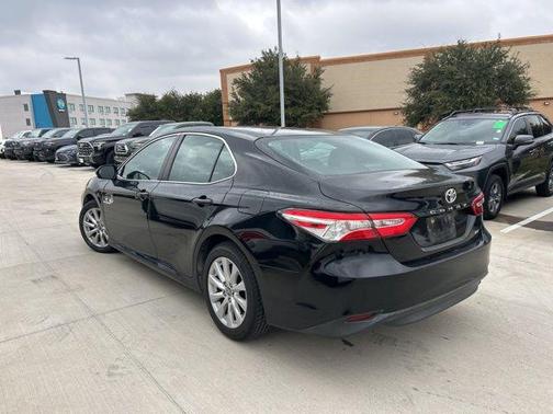 2019 Toyota Camry LE