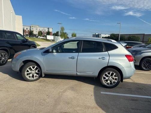 2012 Nissan Rogue SV w/SL Pkg
