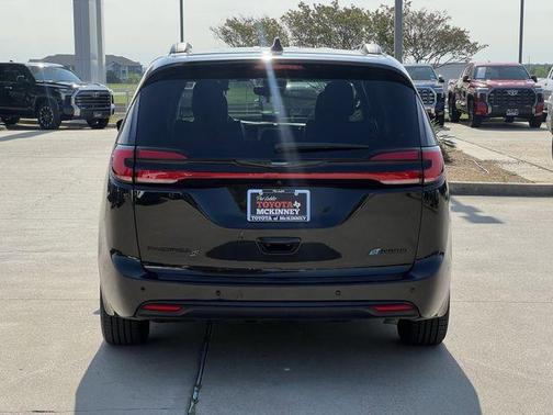 2021 Chrysler Pacifica Hybrid Limited