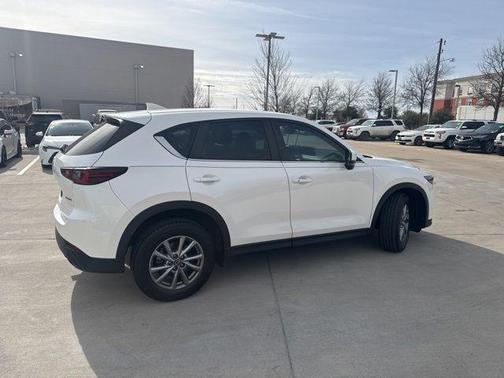 2022 Mazda CX-5 2.5 S Preferred Package