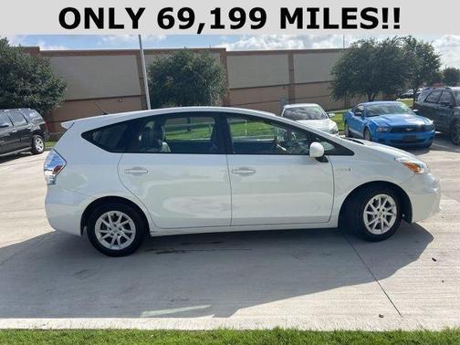 2012 Toyota Prius v Two