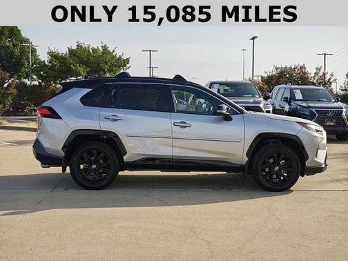 2024 Toyota RAV4 Hybrid SE