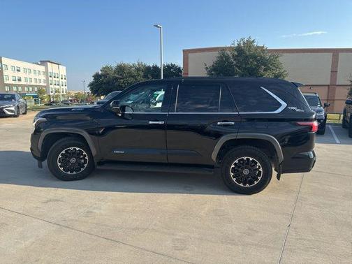 2023 Toyota Sequoia Limited