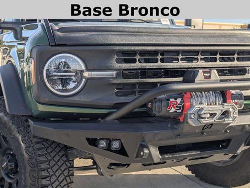 2022 Ford Bronco Base