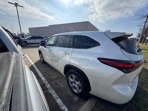 2021 Toyota Highlander L