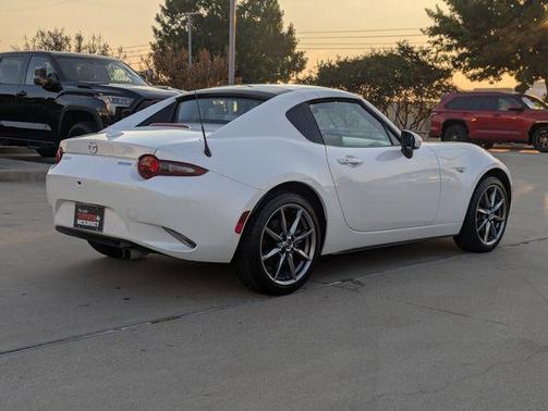 2023 Mazda MX-5 Miata RF Grand Touring