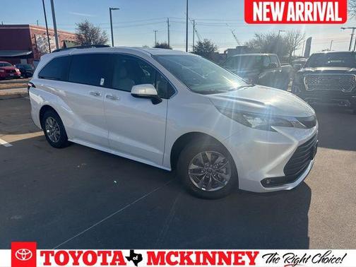 2026 Toyota Sienna XLE