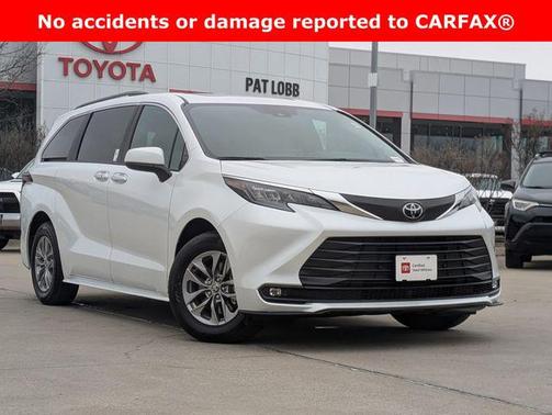 2026 Toyota Sienna XLE