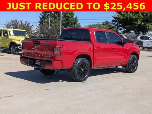 2023 Nissan Frontier SV