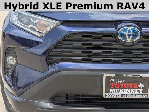 2021 Toyota RAV4 Hybrid XLE Premium